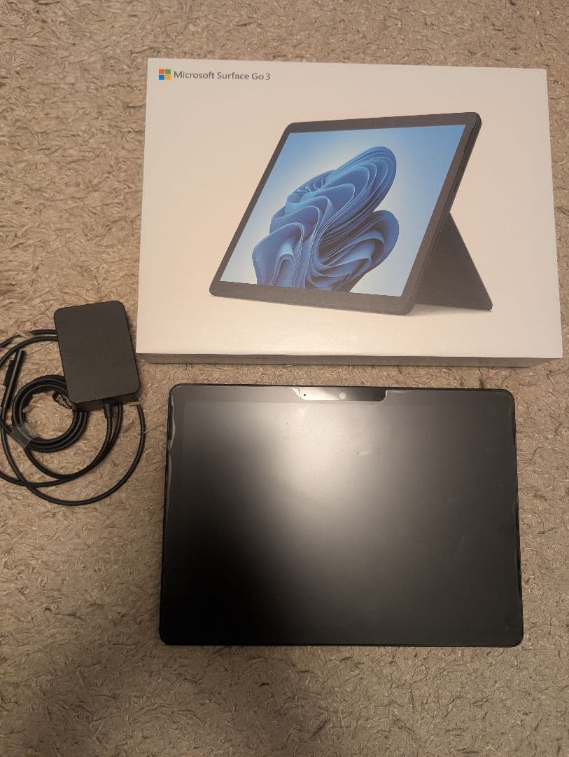 Microsoft Surface Go3 [ブラック]