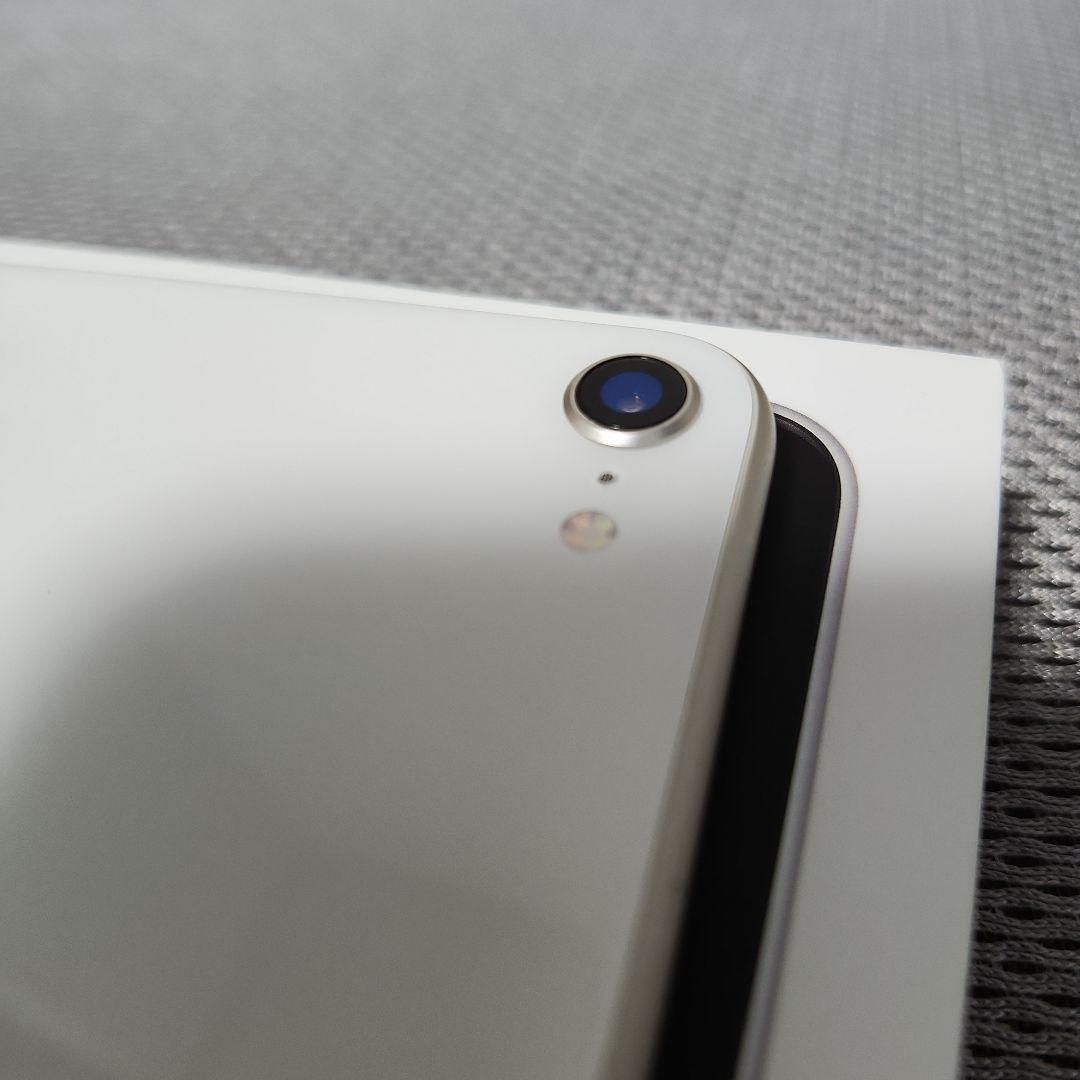 Apple iPhone SE (第2世代) 64GB ホワイト