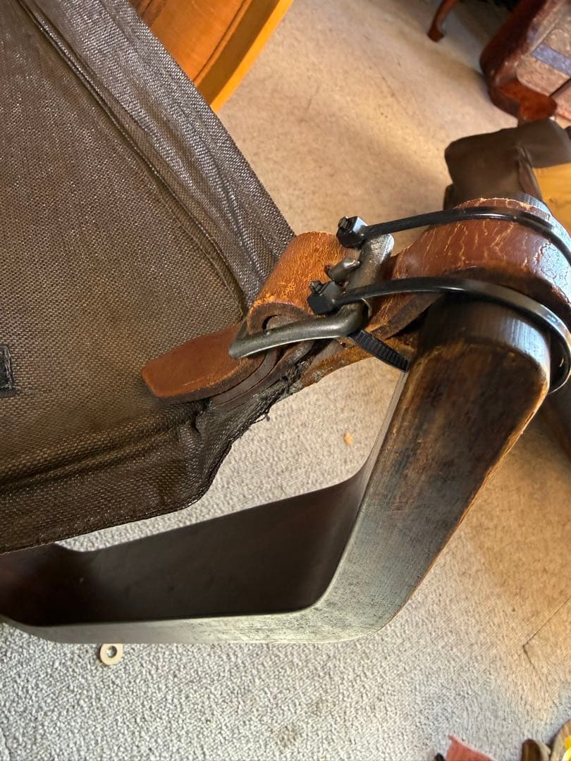 シガード・レッセル Falcon Chair with Arm バットネ 北欧