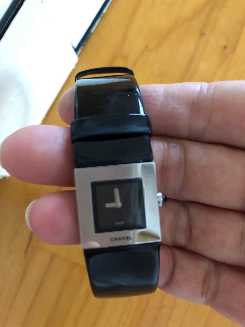 バラ⭐️CHANELマトラッセブラックエナメル時計