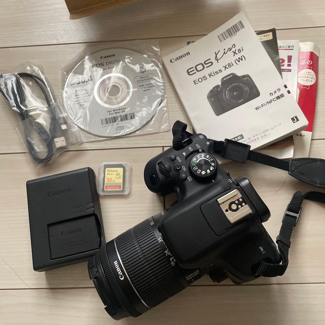 デジタルカメラ Canon DOUBLE ZOOMKIT EOS kiss X8i
