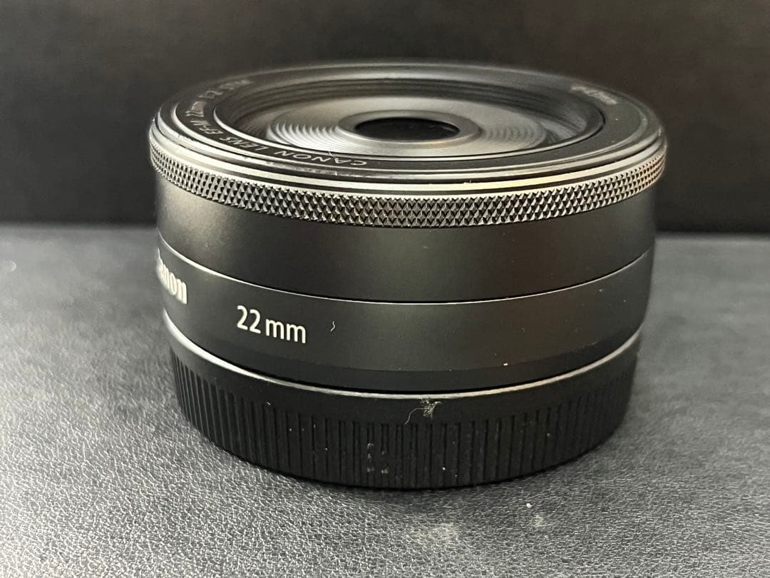 キヤノン　CANON LENS EF-M 22mm 1:2 STM