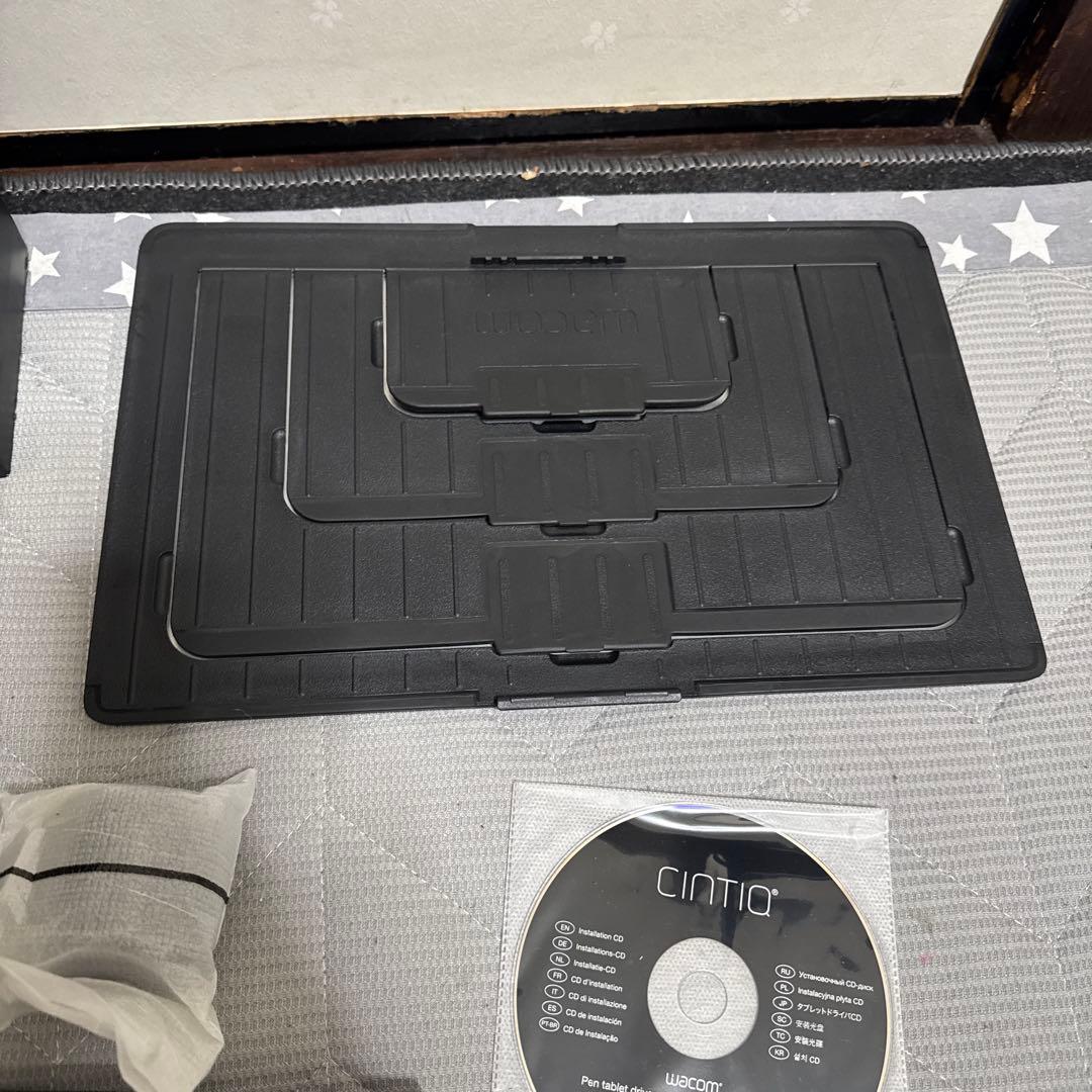 ワコム　cintiq dtk-1300 ペンタブレット　難あり