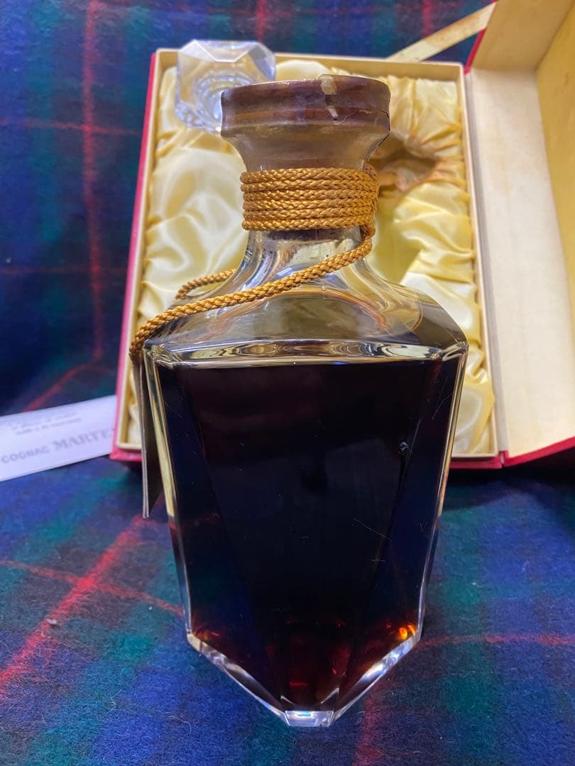 マーテル コルドン ブルー バカラ クリスタル 700ml コニャック　箱付き