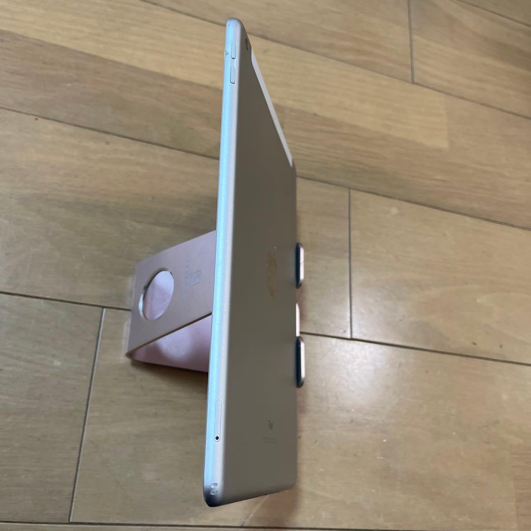 バッテリー良好89%！iPad6世代Wi-Fi + Cellularモデル32G