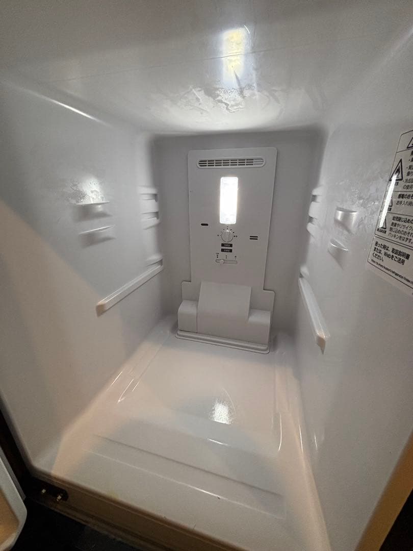 SHARP 冷蔵庫　一人暮らし　両開き　黒