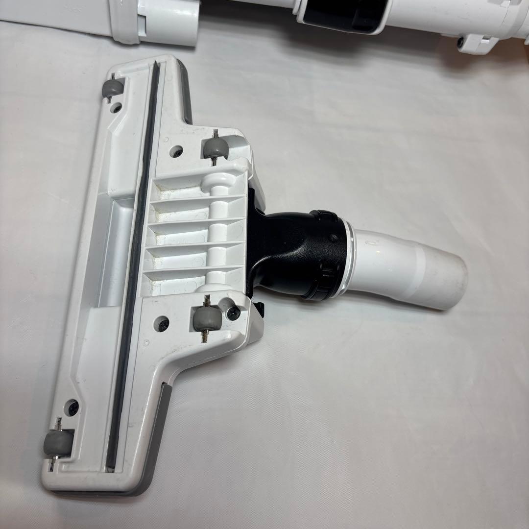 マキタ 40Vmax コードレススティッククリーナー　バッテリー充電器付き