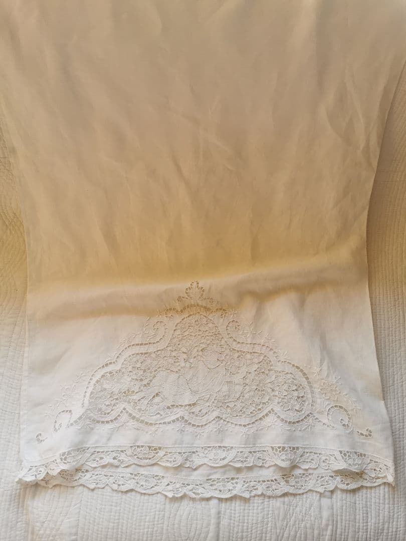 アンティーク ポワンドヴェニス 花籠にもたれる人 ボビンレース二重タオル ケース