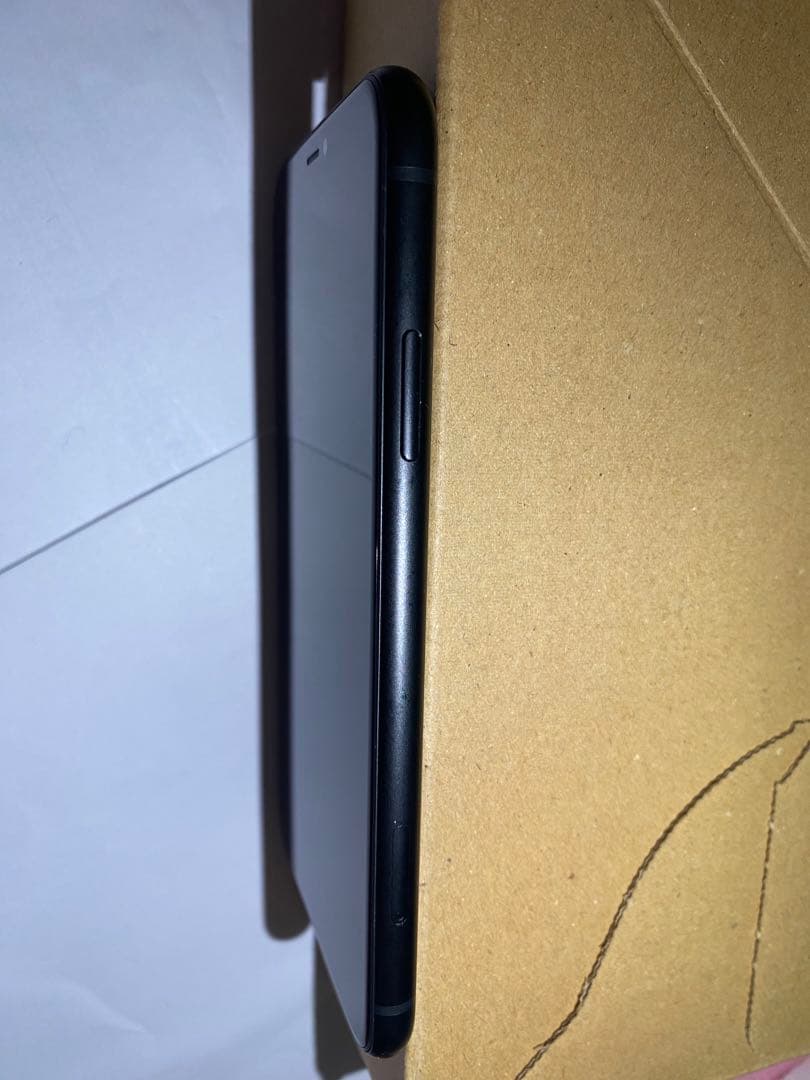 iPhone Xr black 64GB sim フリー