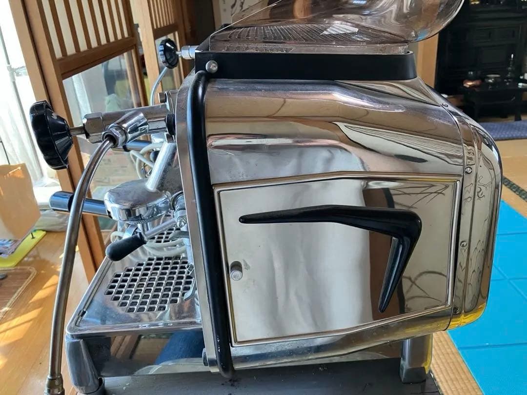 FAEMA E61 エスプレッソマシン