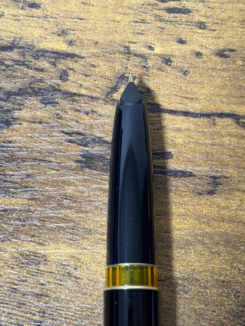 未使用に近い　1960年代　モンブラン　14 万年筆 18金　ゴールド　細字