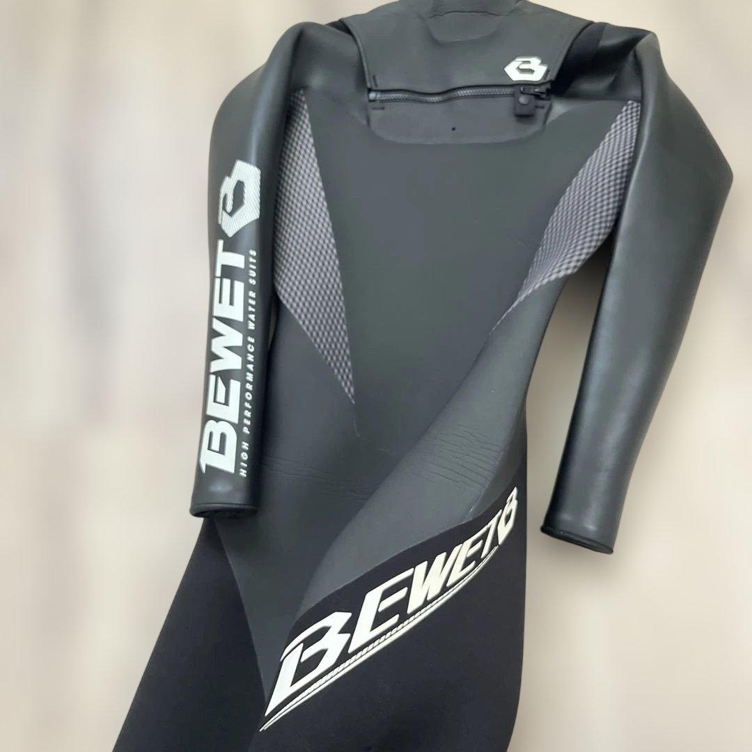 Bewet　５mm×３mmセミドライウェットスーツ
