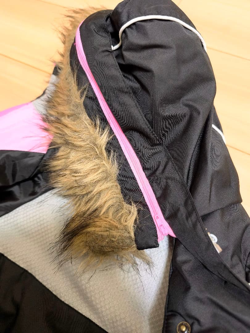 キッズ雪遊び4点セット　スキーウェア　ジャケット　ズボン　ゴーグル　スノーブーツ