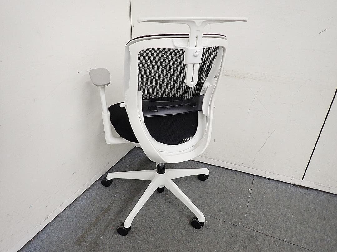 オカムラ　シルフィチェア　22-1704