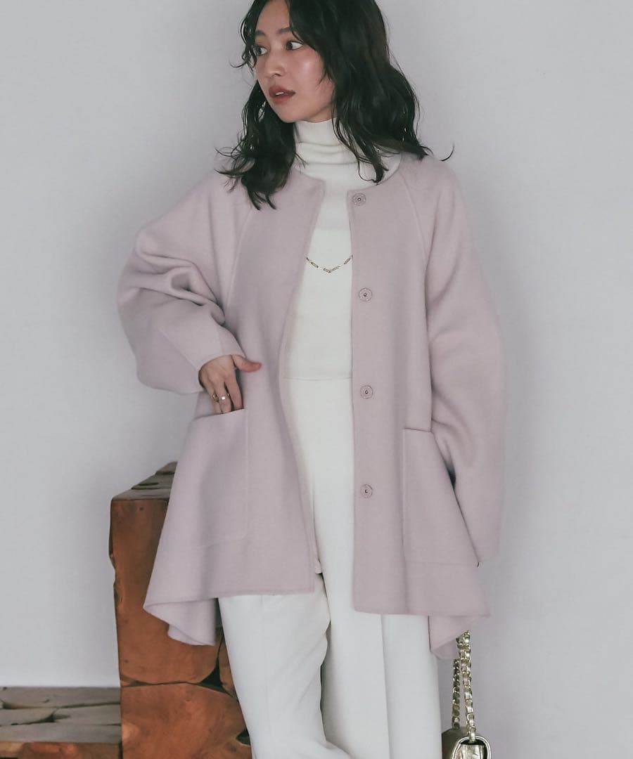 La boutique BonBon ライトラグランフレアコート