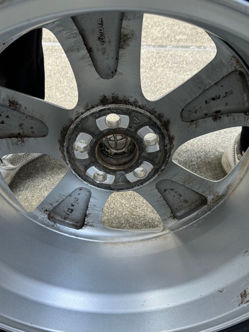 最終値下げ‼️30プリウス タイヤ付ツーリングホイール