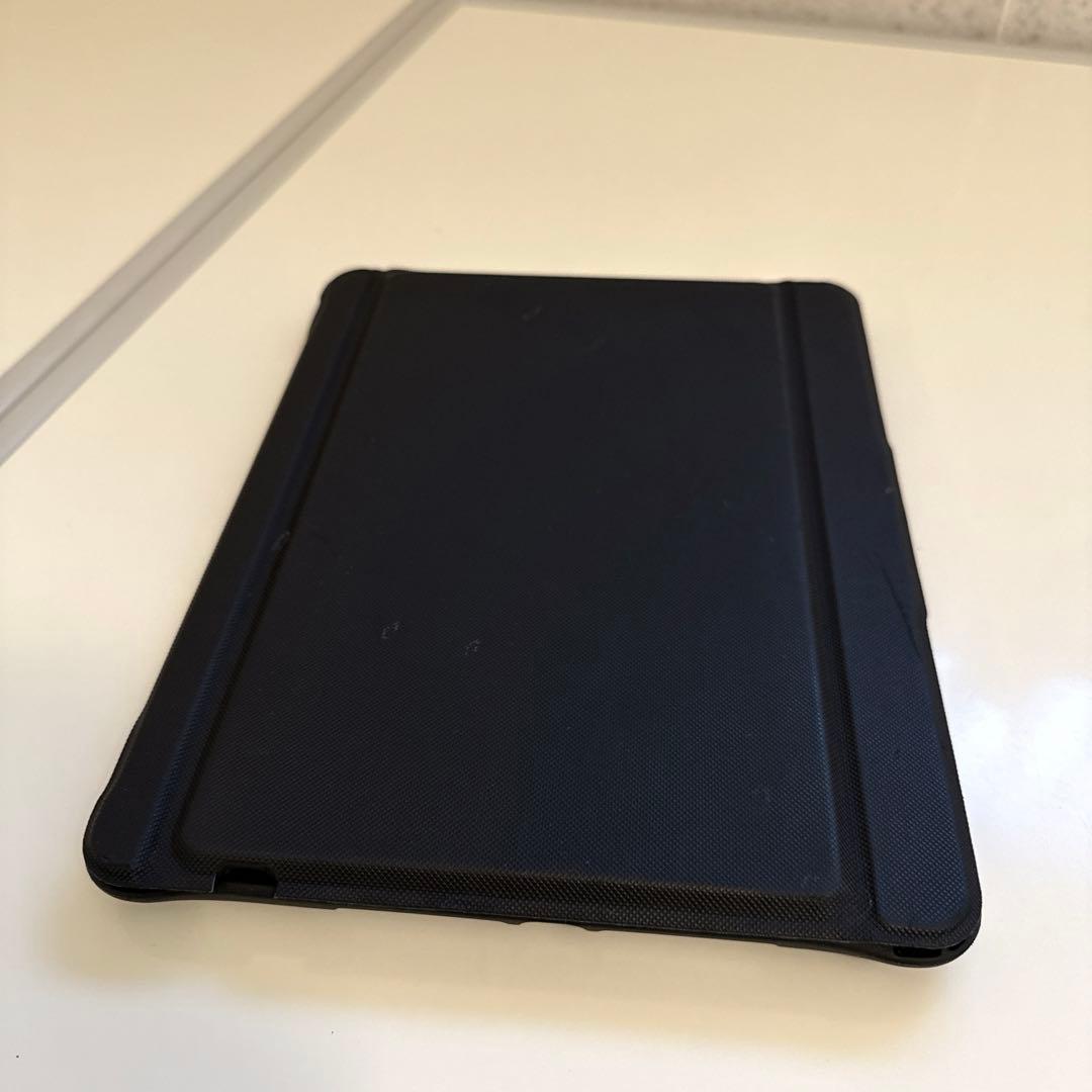 iPad第9世代本体 AppleCare+とBluetoothキーボード付