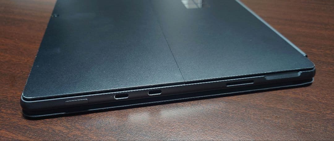 surface pro8 i5 グラファイト　キーボード付き箱無し（最終値下）