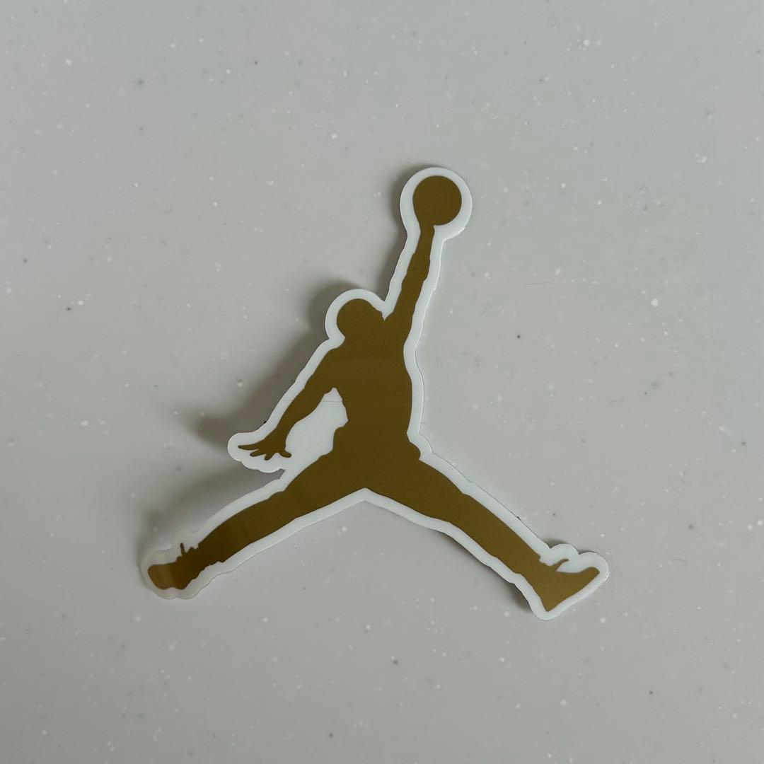 【即購入可】ジョーダン1LOW×トラヴィススコット