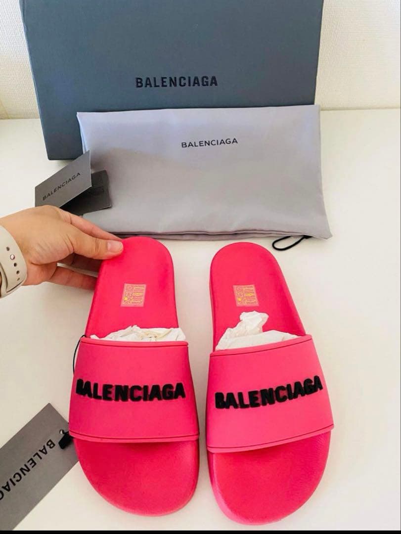 BALENCIAGA サンダル ピンク
