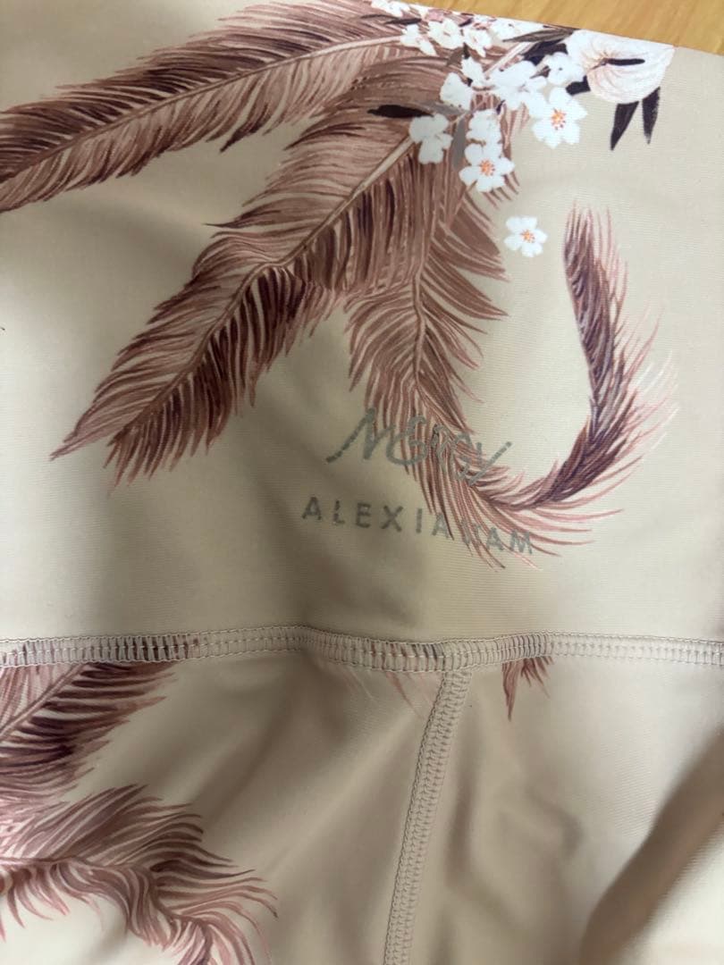 アリシアスタン ALEXIASTAM ナージー 上下セットヨガウエアセットアップ