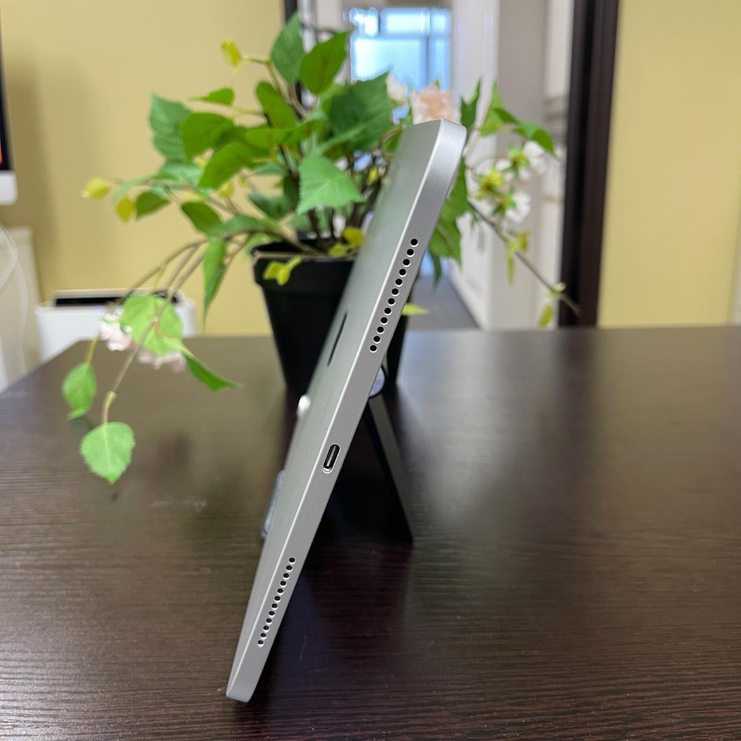 iPad(第10世代) 256GB シルバー Wi-Fiモデル 送料無料