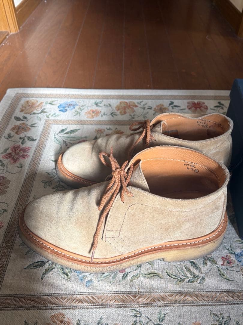 Tricker's SAND SUEDE デザートブーツ / ボーイズマーケット