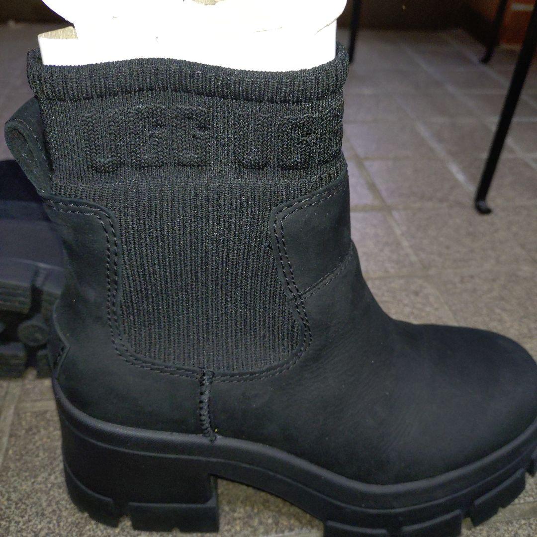 UGG アグ BROOKLYN CHELSEAサイドゴア厚底ブーツ