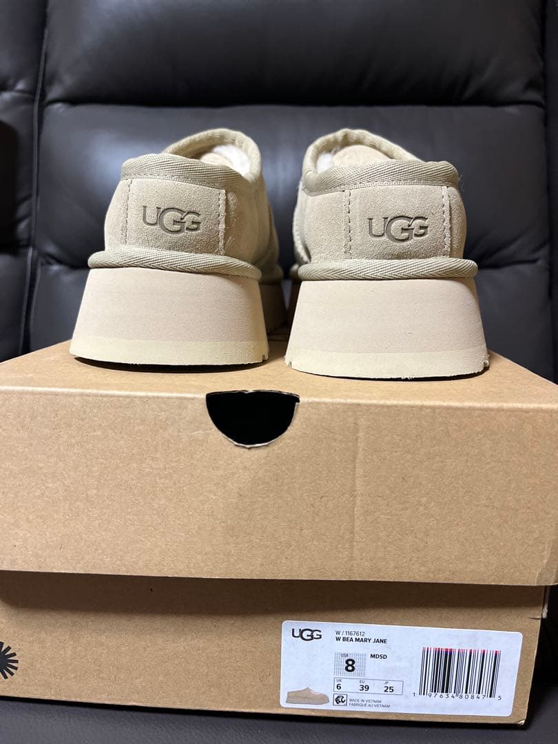 UGG Bea Mary Jane 23cm アグ　メリージェーン　ベージュ