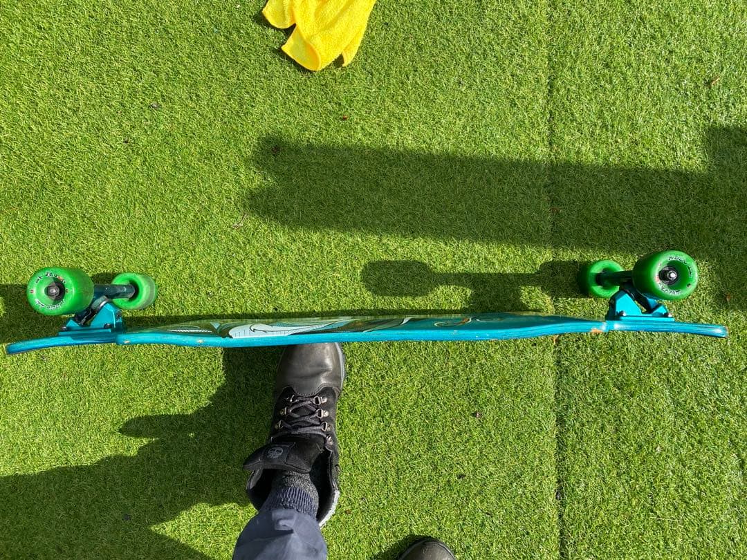 希少　Landyachtz ランドヤッツ　ロングスケートボード