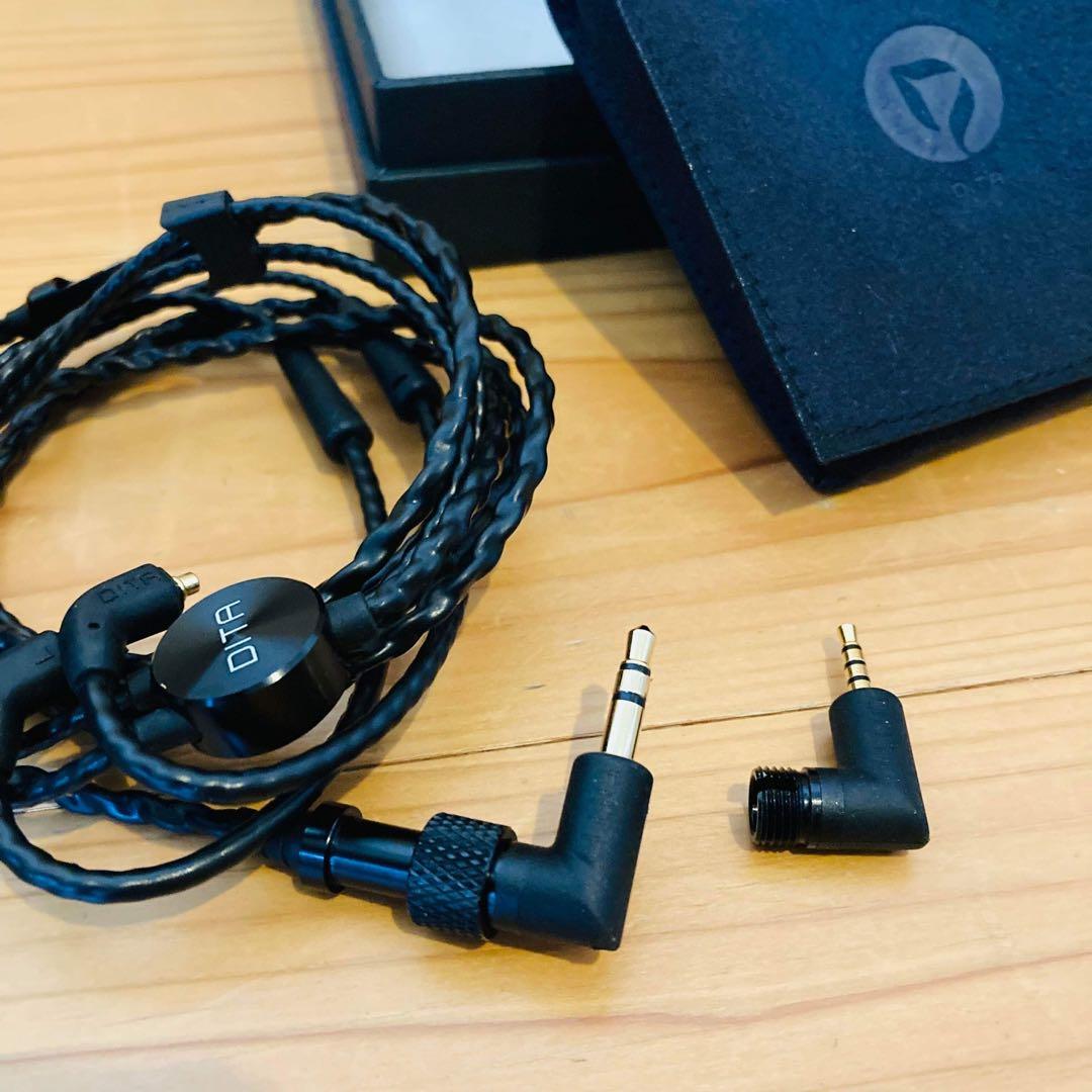 Dita Truth 代替ケーブル