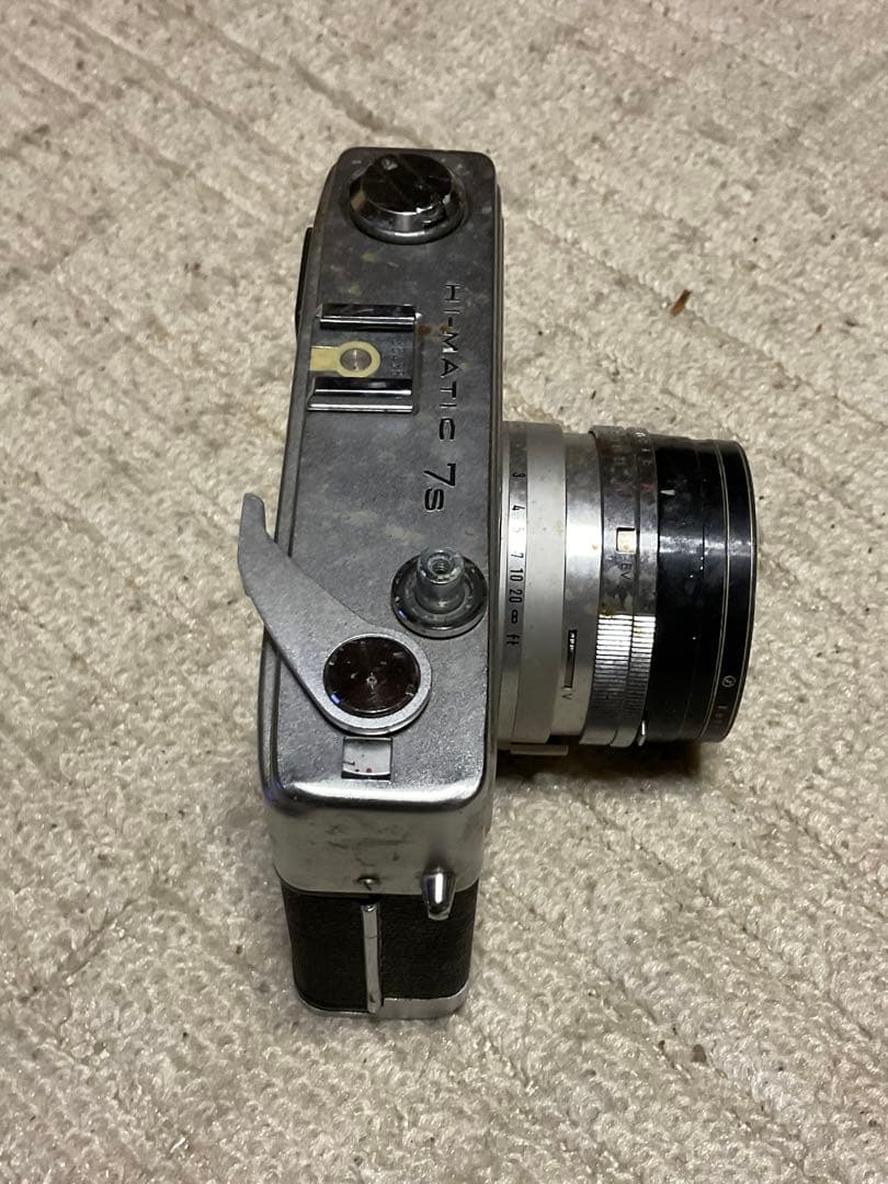 ミノルタ・7S。フイルムカメラ。【中古品　現状　カメラカバーなし　昭和レトロ】。
