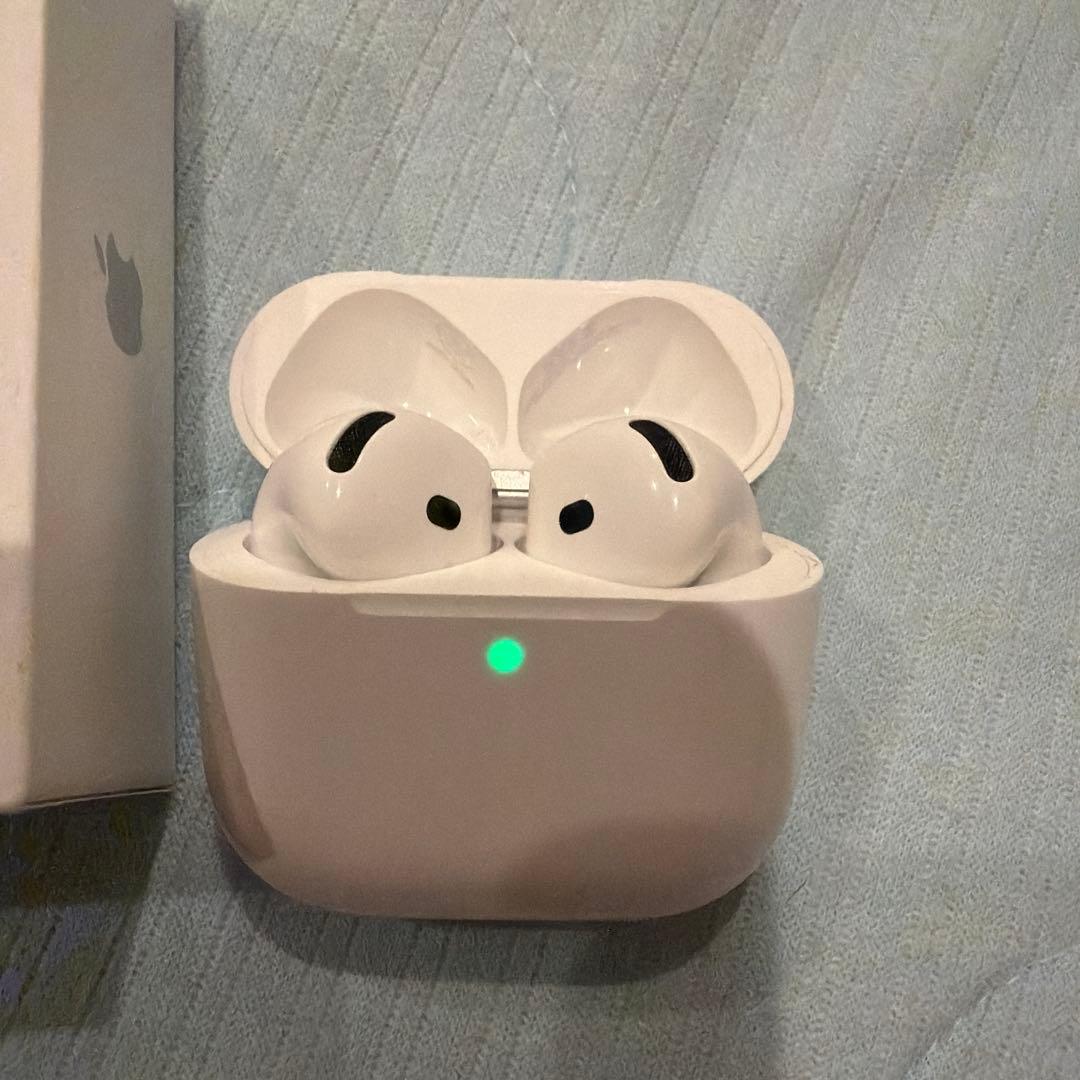 AirPods 4 アクティブノイズキャンセリング機能搭載