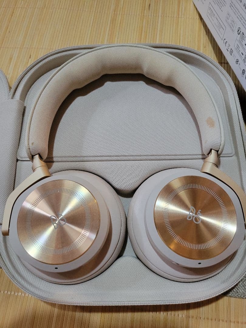 Bang & Olufsen Beoplay HX ワイヤレスヘッドホン