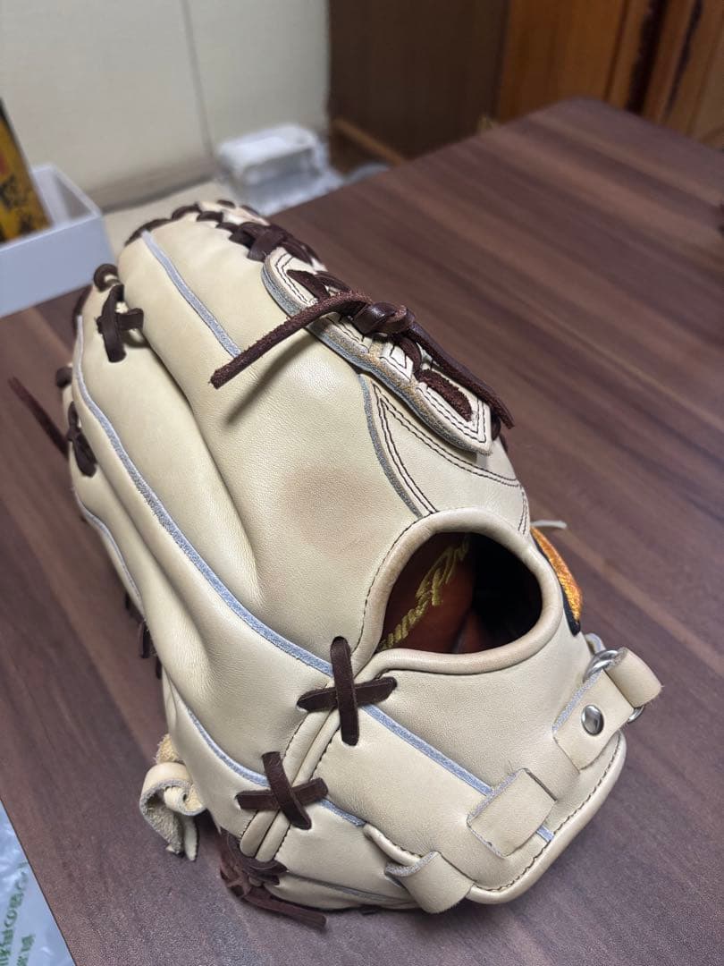 Mizuno プロモデル 硬式グローブ ベージュ