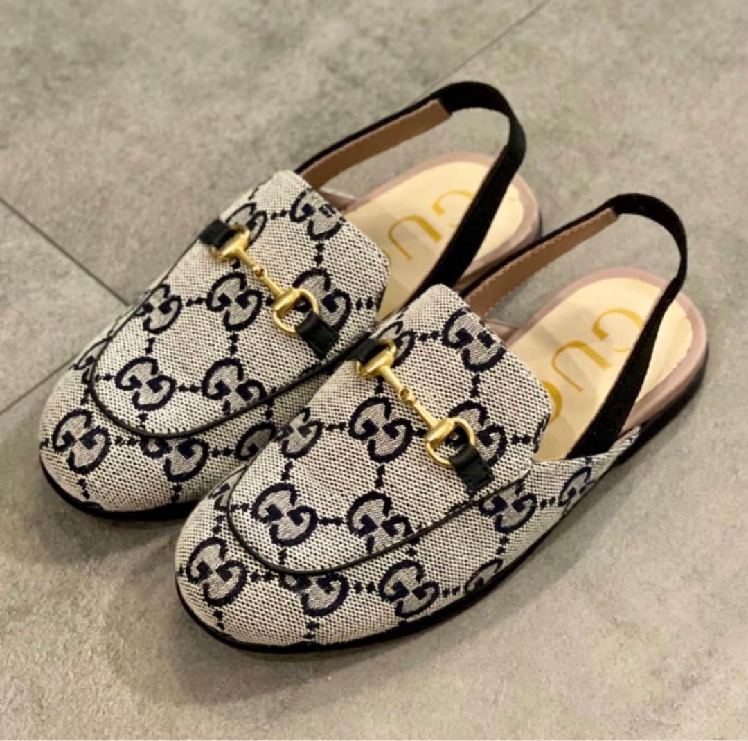 GUCCI GGパターン サンダル (新品未使用)