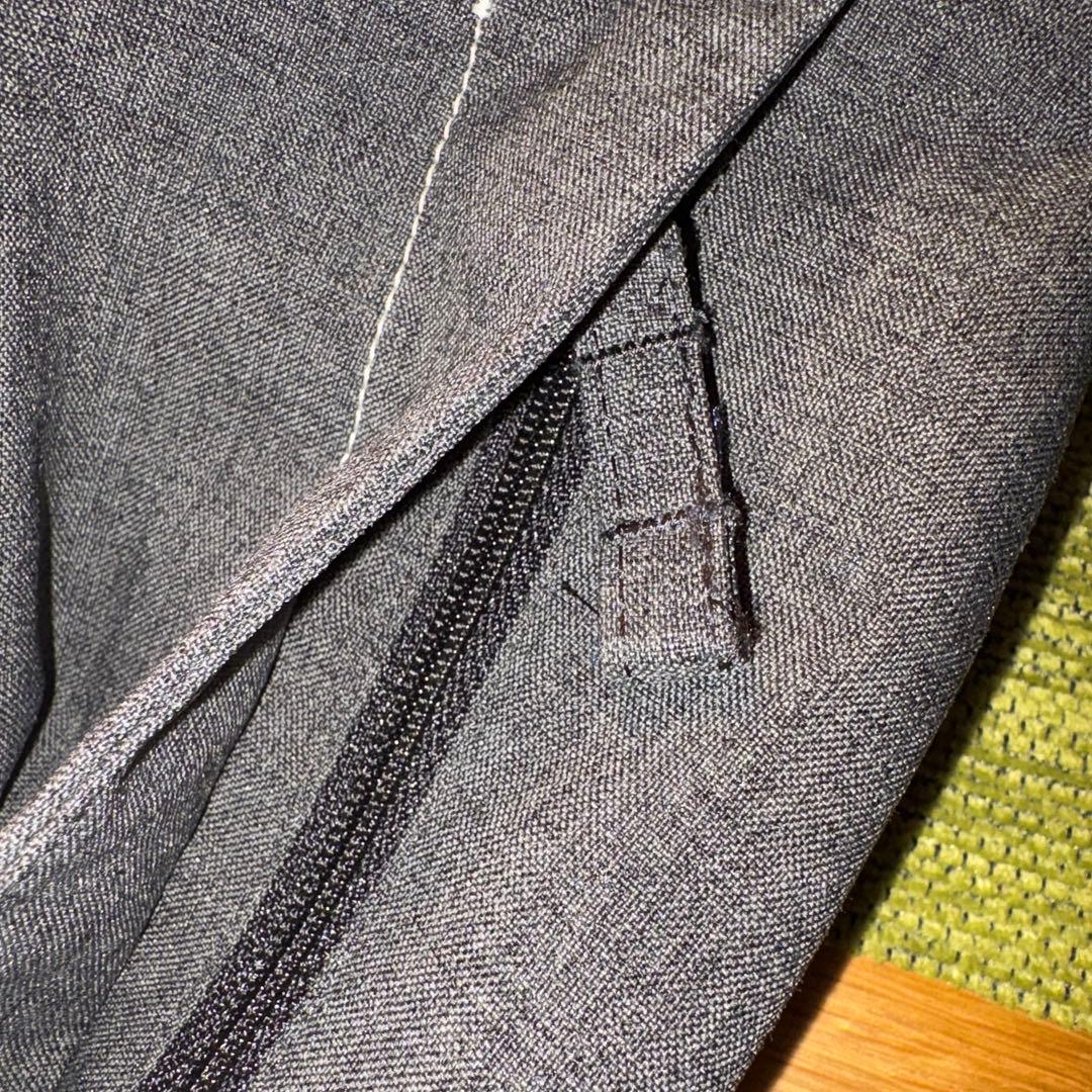 超美品　DESCENTE ヒートナビ 子供用スキーウェア 上下セット 130