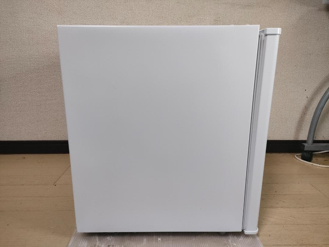美品 コンフィー/comfee 小型冷蔵庫 RCD45WH/E 2024年製