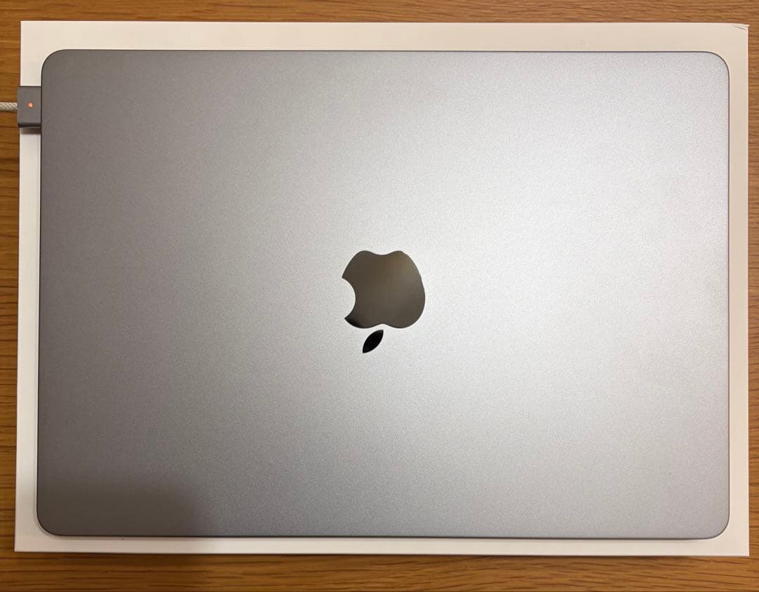 MacBookAirM3美品13インチ16GB256GB放電29回箱付