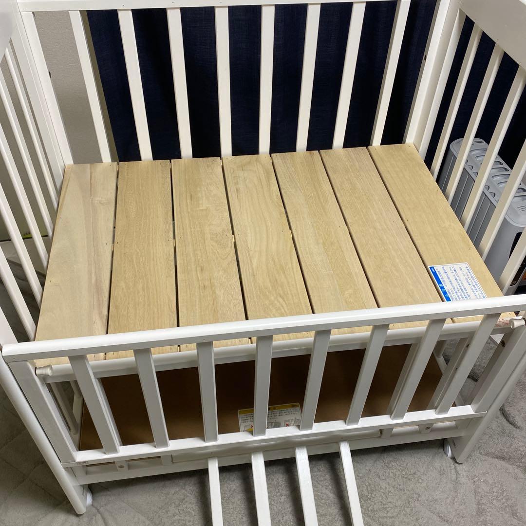 【美品】白　ベビーベッド　ミニタチベッド　カトージ