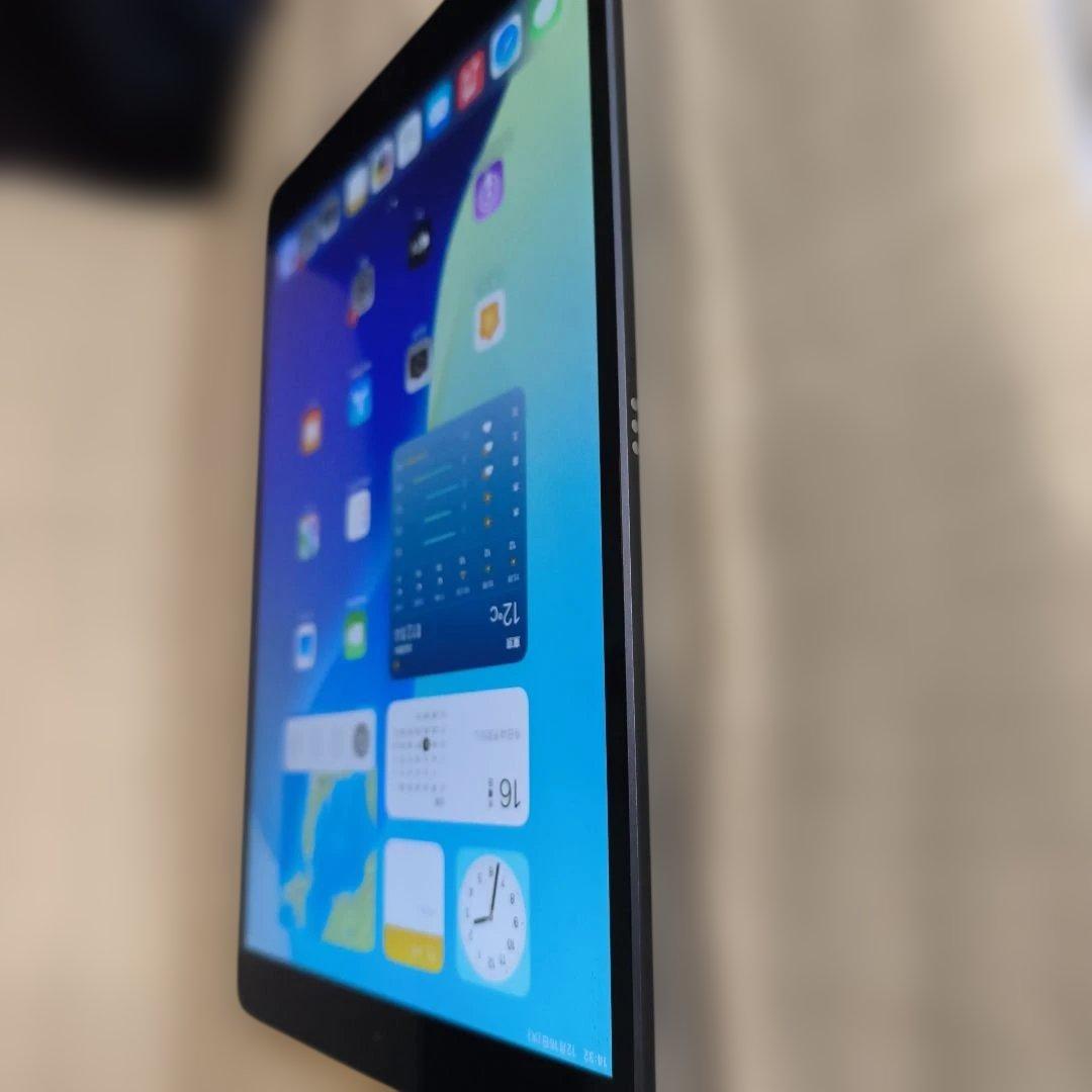 iPad Air第3世代/64GB スペースグレイWi-Fi+Cellular