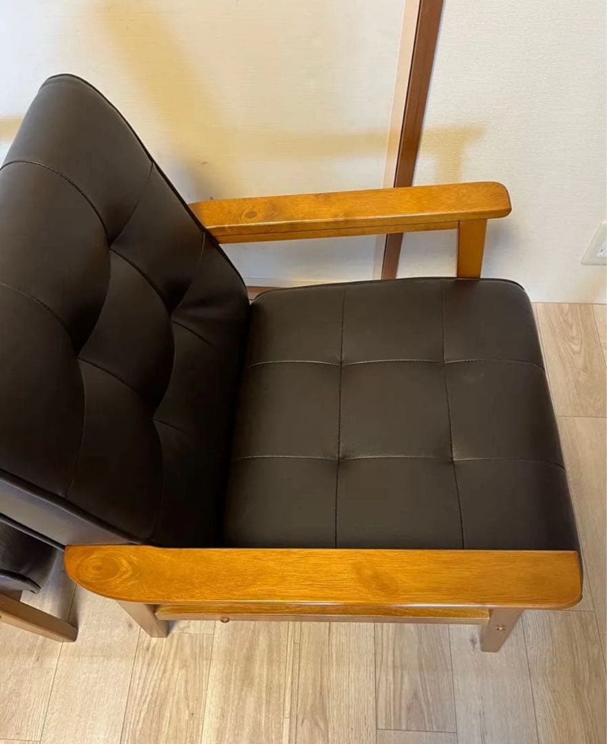 1人掛けソファ ブラウン 木肘 レトロモダン　A