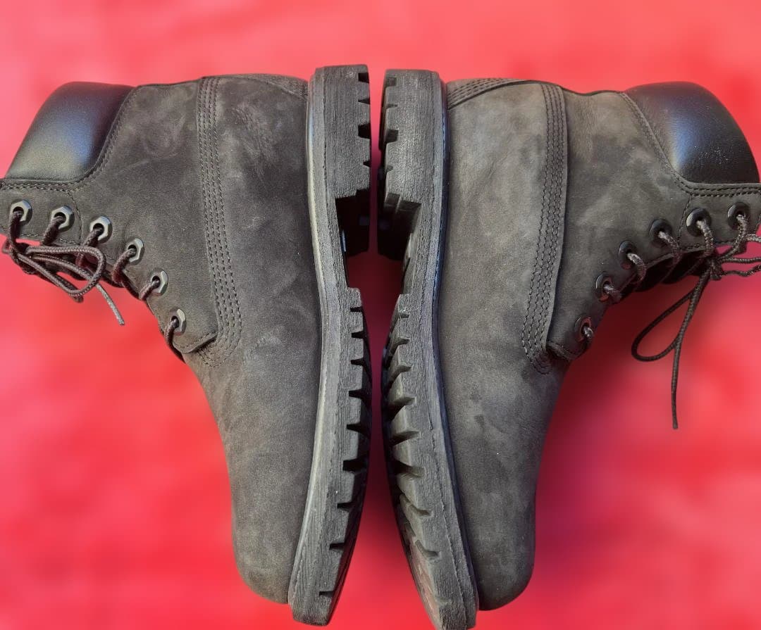 シ*ケ様 値下げ中Timberlandティンバーランド レディース ブラック ６