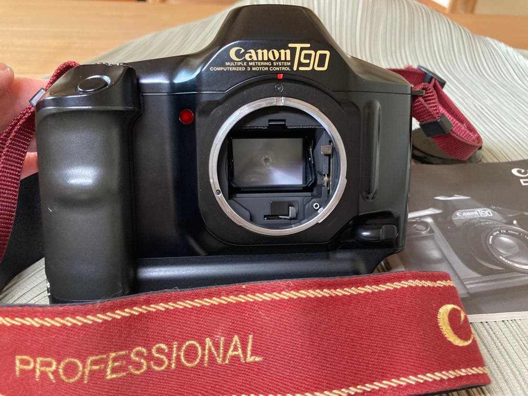 完動美品Canon T-90セット　フィルム一眼レフの最高峰