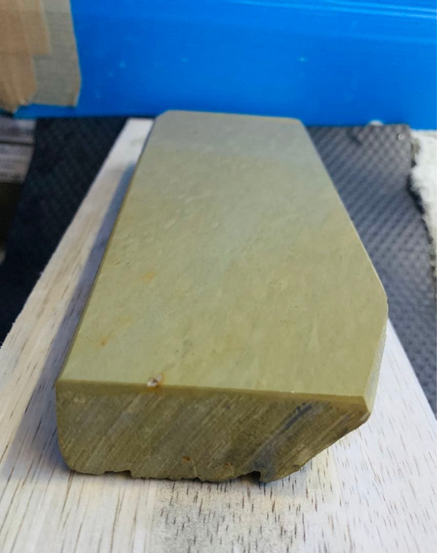 天然砥石　正本山　浅黄　上物　仕上げ砥石