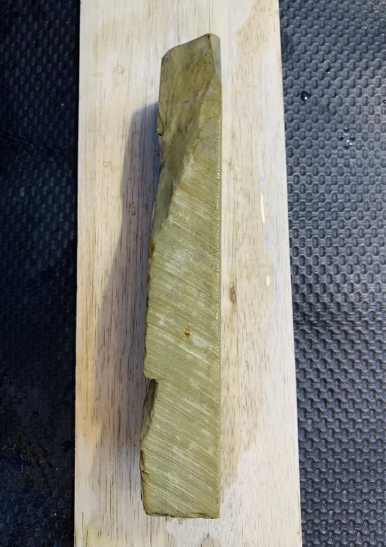 天然砥石　正本山　浅黄　上物　仕上げ砥石