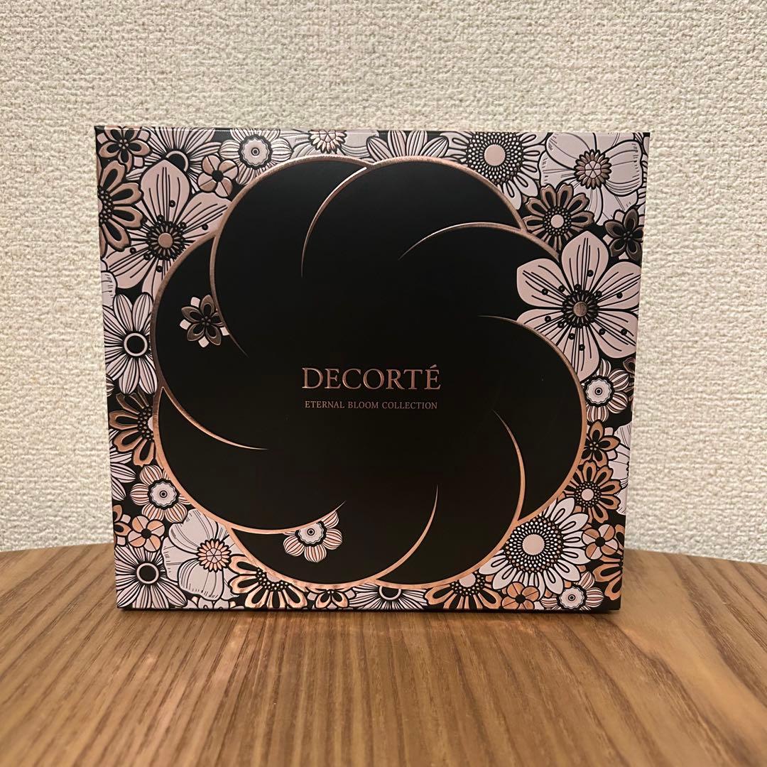 コスメデコルテ エターナルブルームコレクション　【新品・未開封】＋サンプル付き❗️