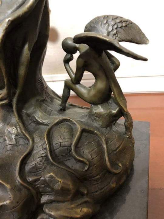 サルバドール　ダリ　dali 彫刻　ブロンズ像