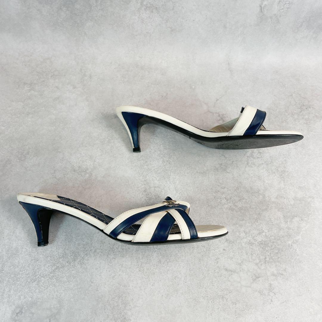 靴 Vintage Chanel Leather Sandals 38