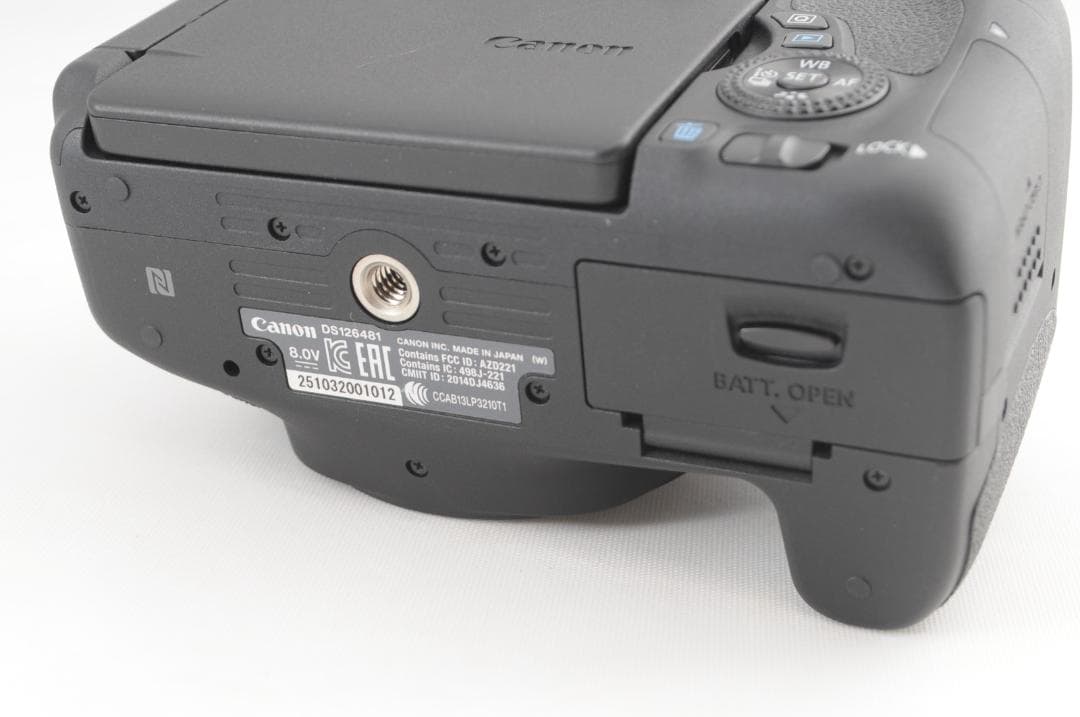 デジタルカメラ Canon EOS 8000D EF-S 18-55mm f/3.5-5.6